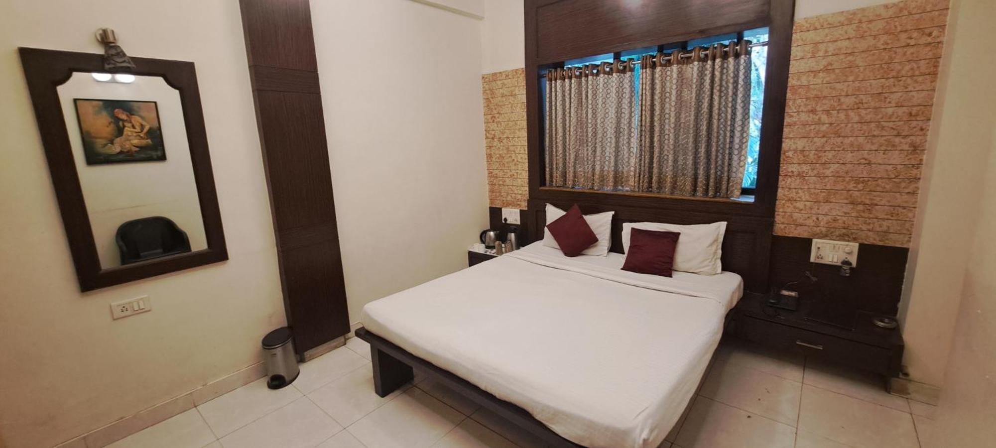 Hotel Shivam Pune Zewnętrze zdjęcie