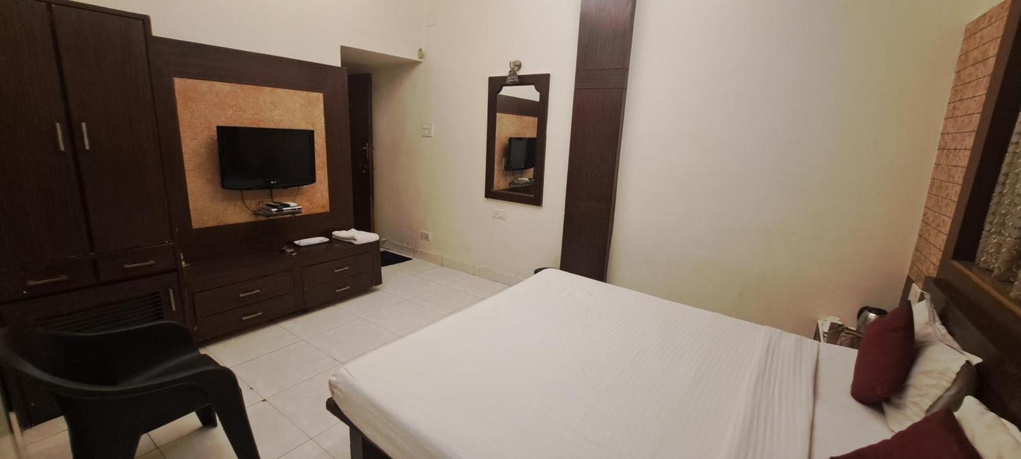 Hotel Shivam Pune Zewnętrze zdjęcie