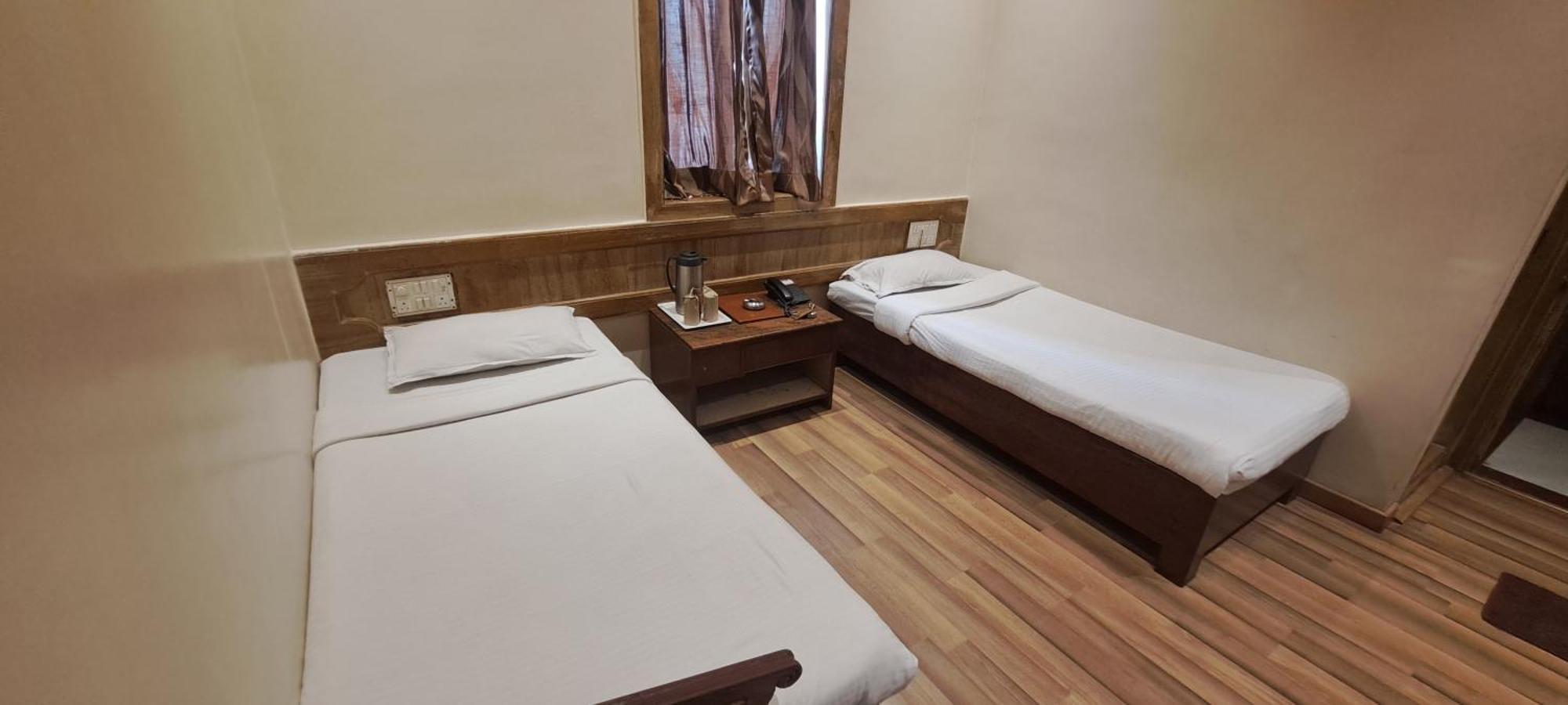 Hotel Shivam Pune Zewnętrze zdjęcie