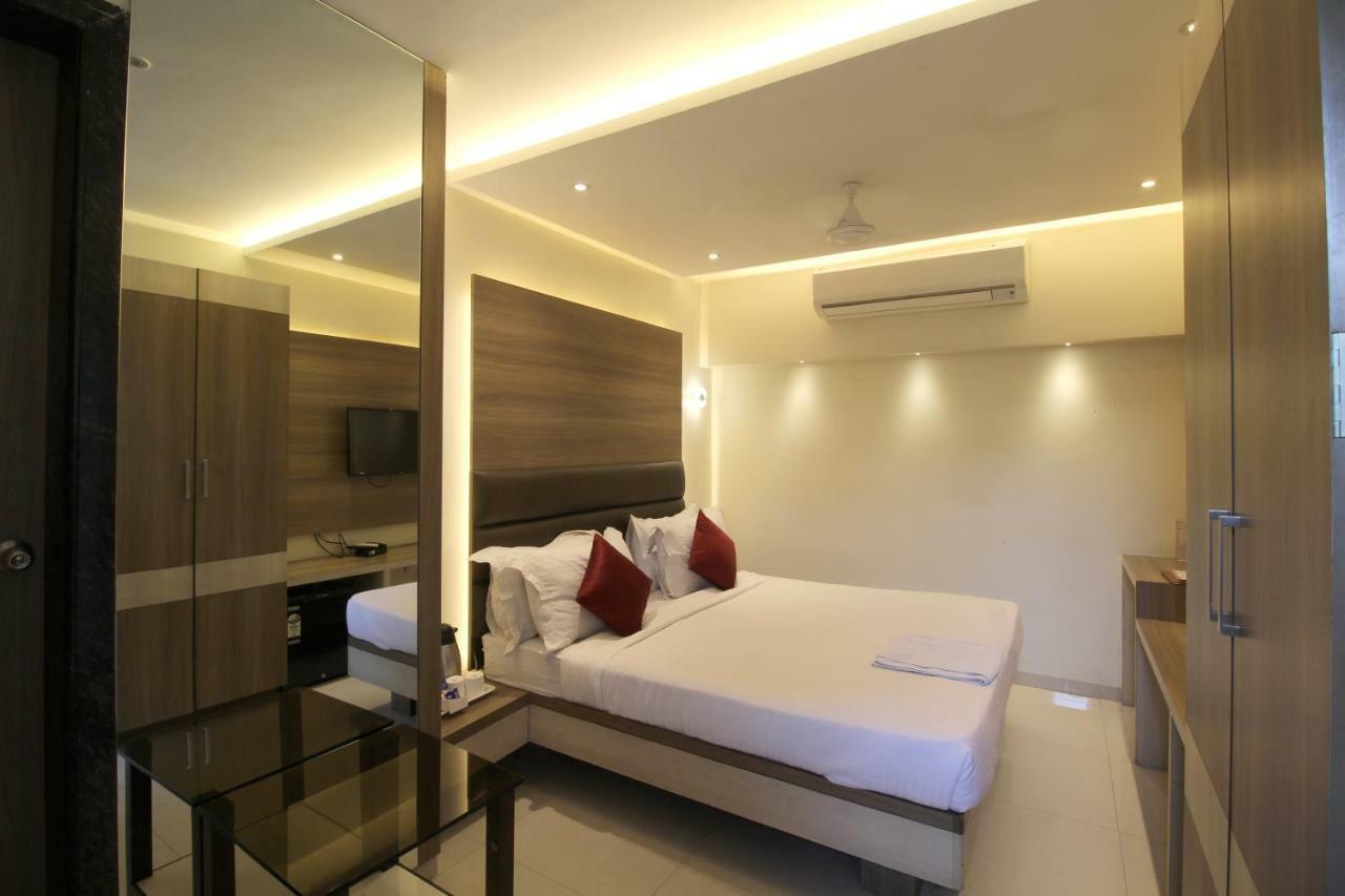 Hotel Shivam Pune Zewnętrze zdjęcie